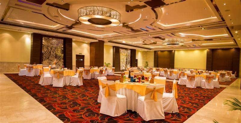 Club Florence Gurgaon Eksteriør bilde