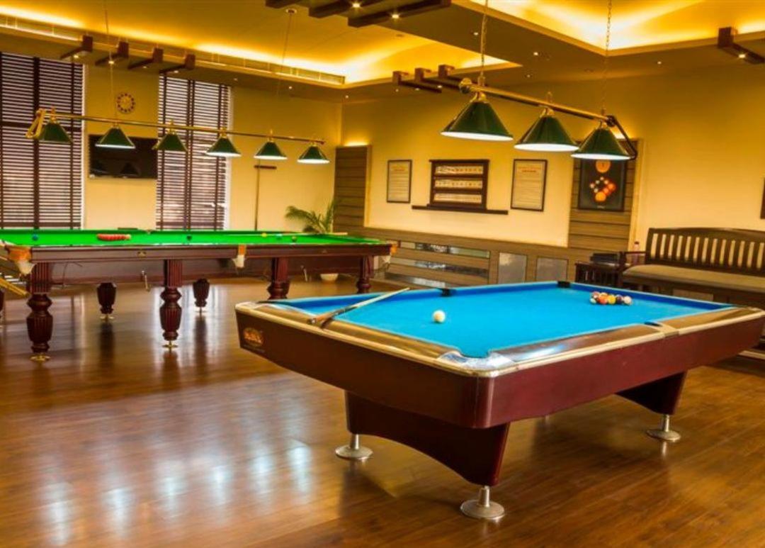 Club Florence Gurgaon Eksteriør bilde